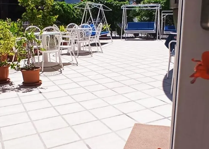Rossella Hotel 2*