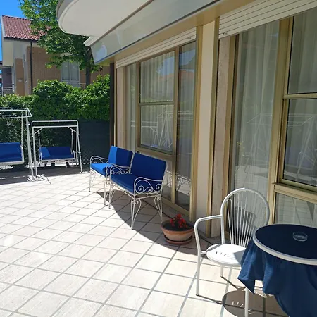 Rossella 2* Риччоне