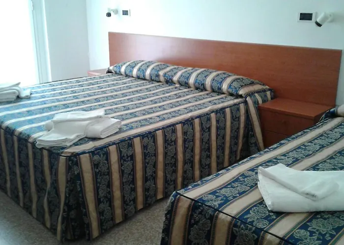Hotel Rossella 2*